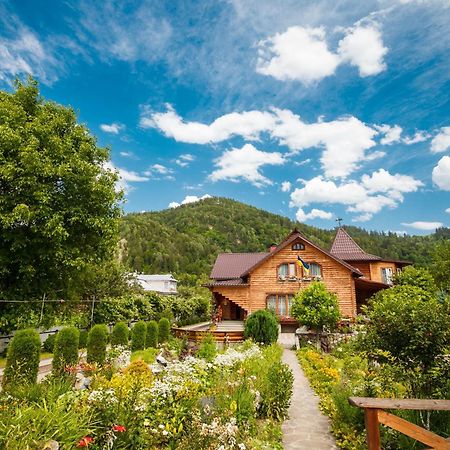 Хата Різьбяра Villa Byalobereska Exterior photo
