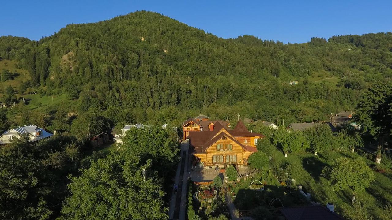 Хата Різьбяра Villa Byalobereska Exterior photo